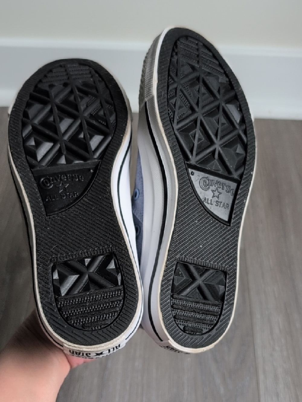 Blue Converse - Picture 7 of 7